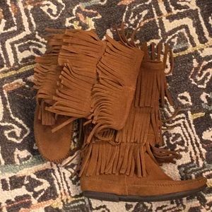 Minnetonka y’all moccasins